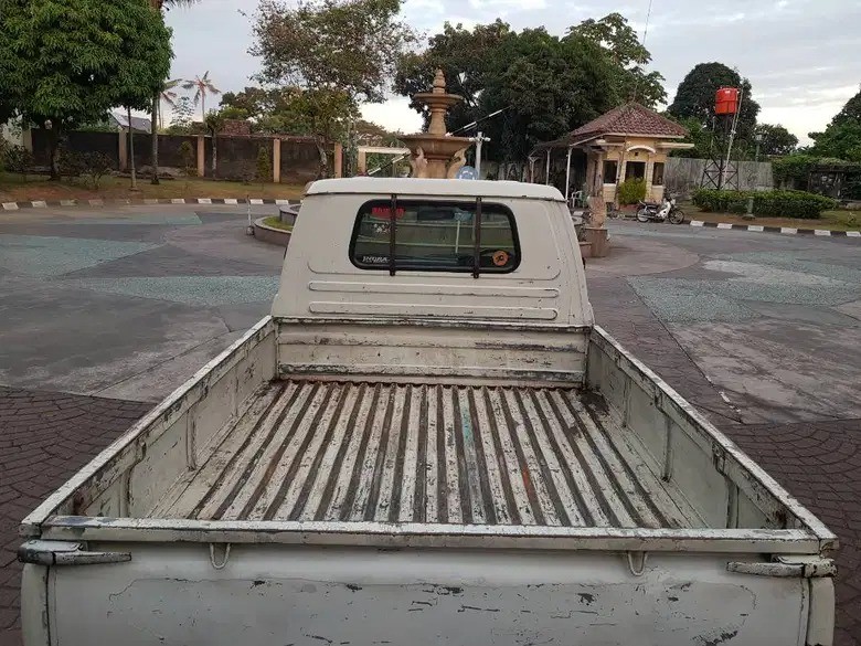 2012 Isuzu Panther 2.5 TURBO M/T PICK UP 2012 Isuzu Panther 2.5 TURBO M/T PICK UP