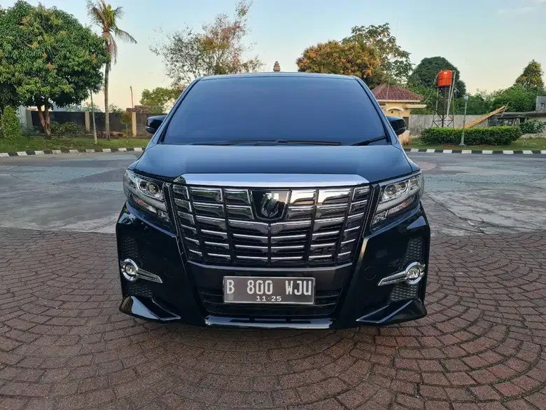 2015 Toyota Alphard  2.5L SC 2015 Toyota Alphard  2.5L SC