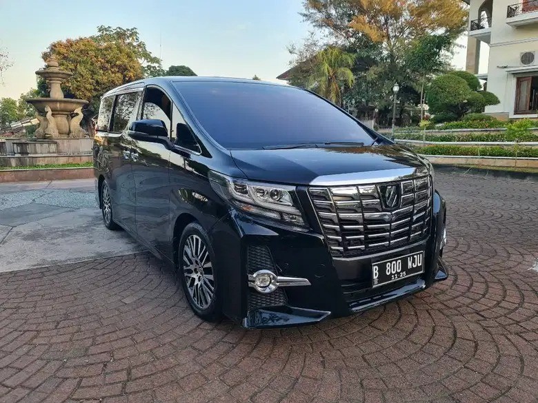2015 Toyota Alphard  2.5L SC 2015 Toyota Alphard  2.5L SC