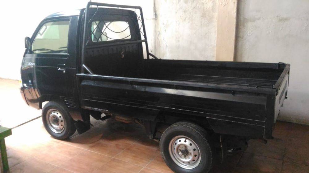 Used 2013 Mitsubishi T120SS STANDARD AND FLAT DECK PU STANDARD AND FLAT DECK PU for sale