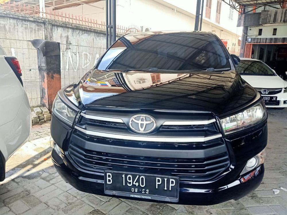 2017 Toyota Kijang Innova G M/T Gasoline G M/T Gasoline bekas