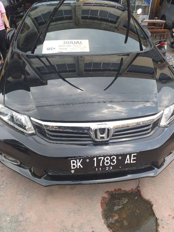 2013 Honda Civic  1.8L AT 1.8L AT bekas