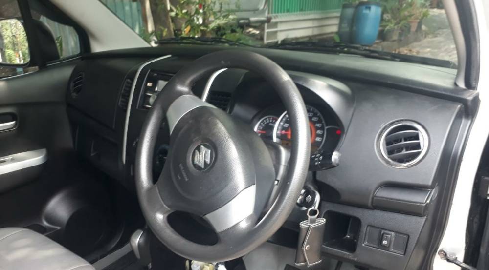 Dijual 2016 Suzuki Karimun Wagon R GS GS Airbag GS Airbag Bekas