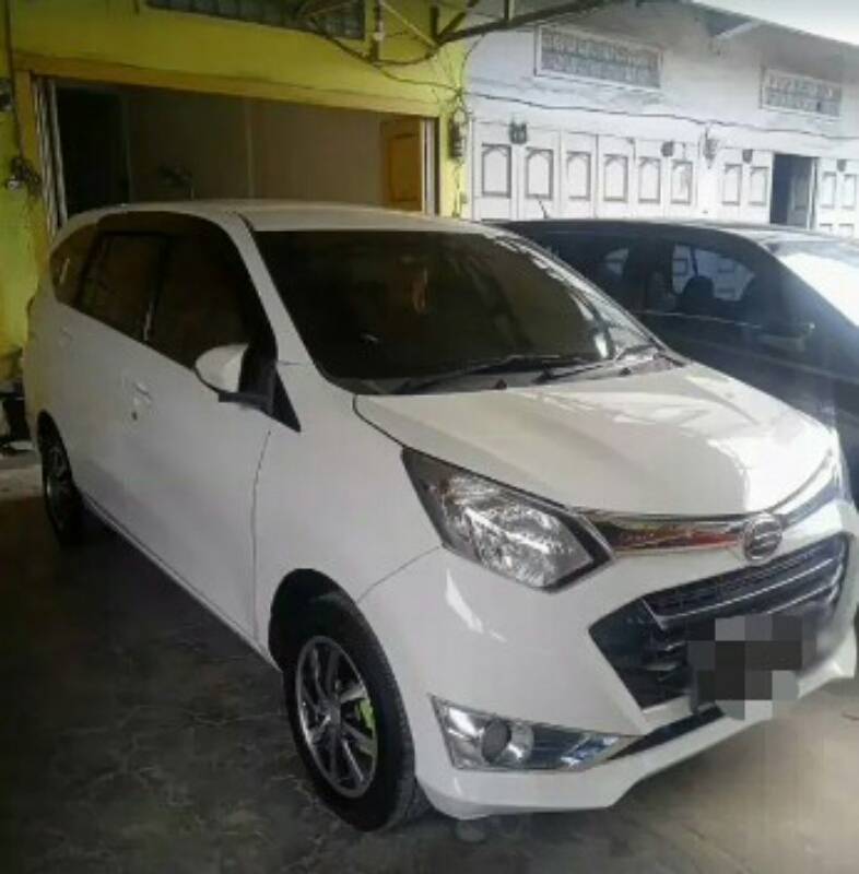 2017 Daihatsu Sigra  1.2 R MT