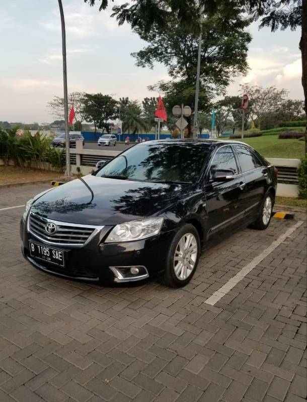 2010 Toyota Camry V 2.5L AT V 2.5L AT bekas