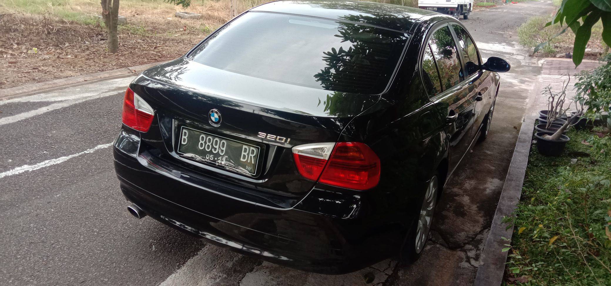 Beli mobil bekas