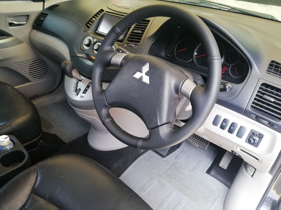 2010 Mitsubishi Xpander 2016 2010 Mitsubishi Xpander 2016