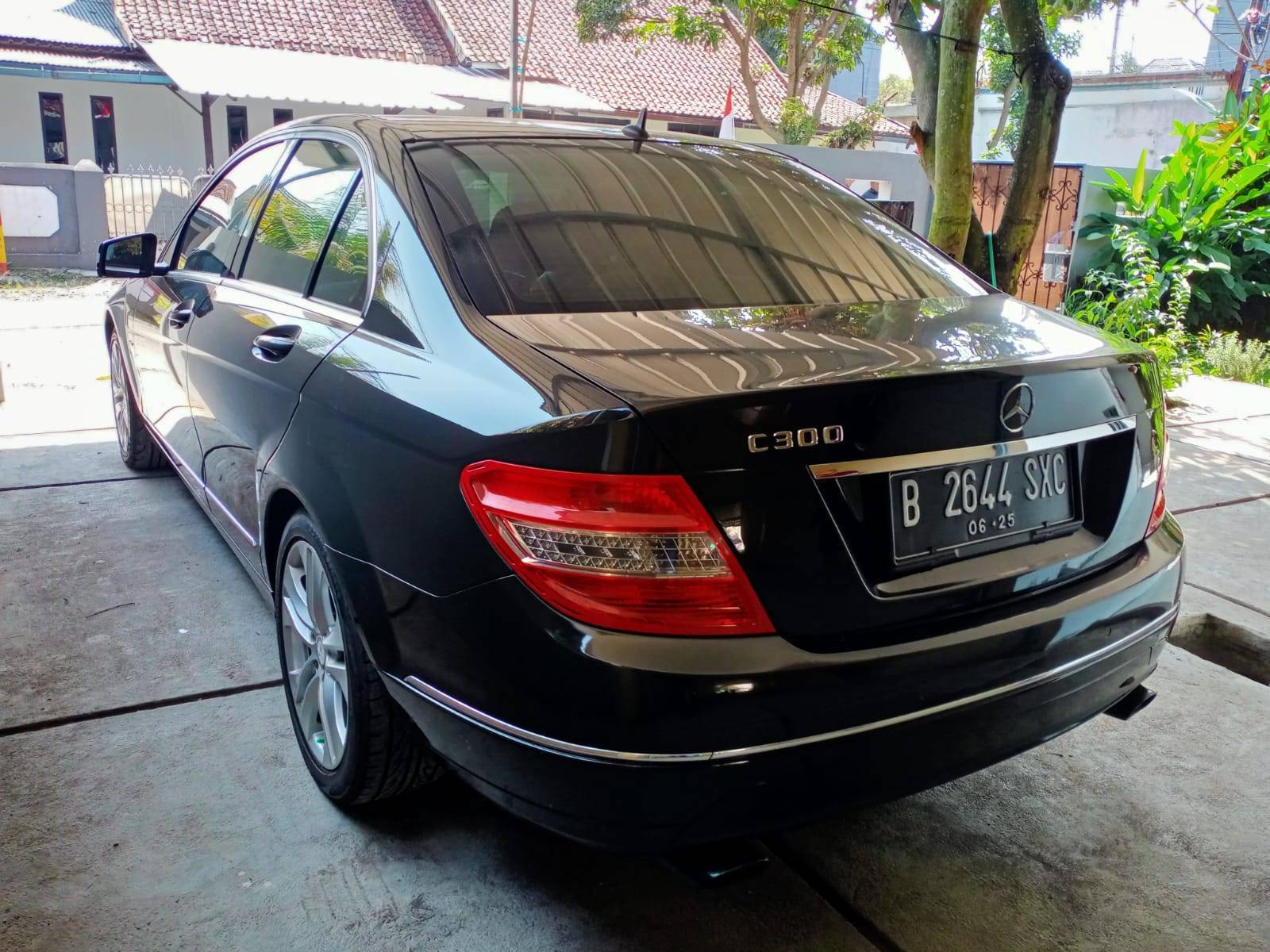 Used 2010 Mercedes Benz C-Class  C300 C300 for sale
