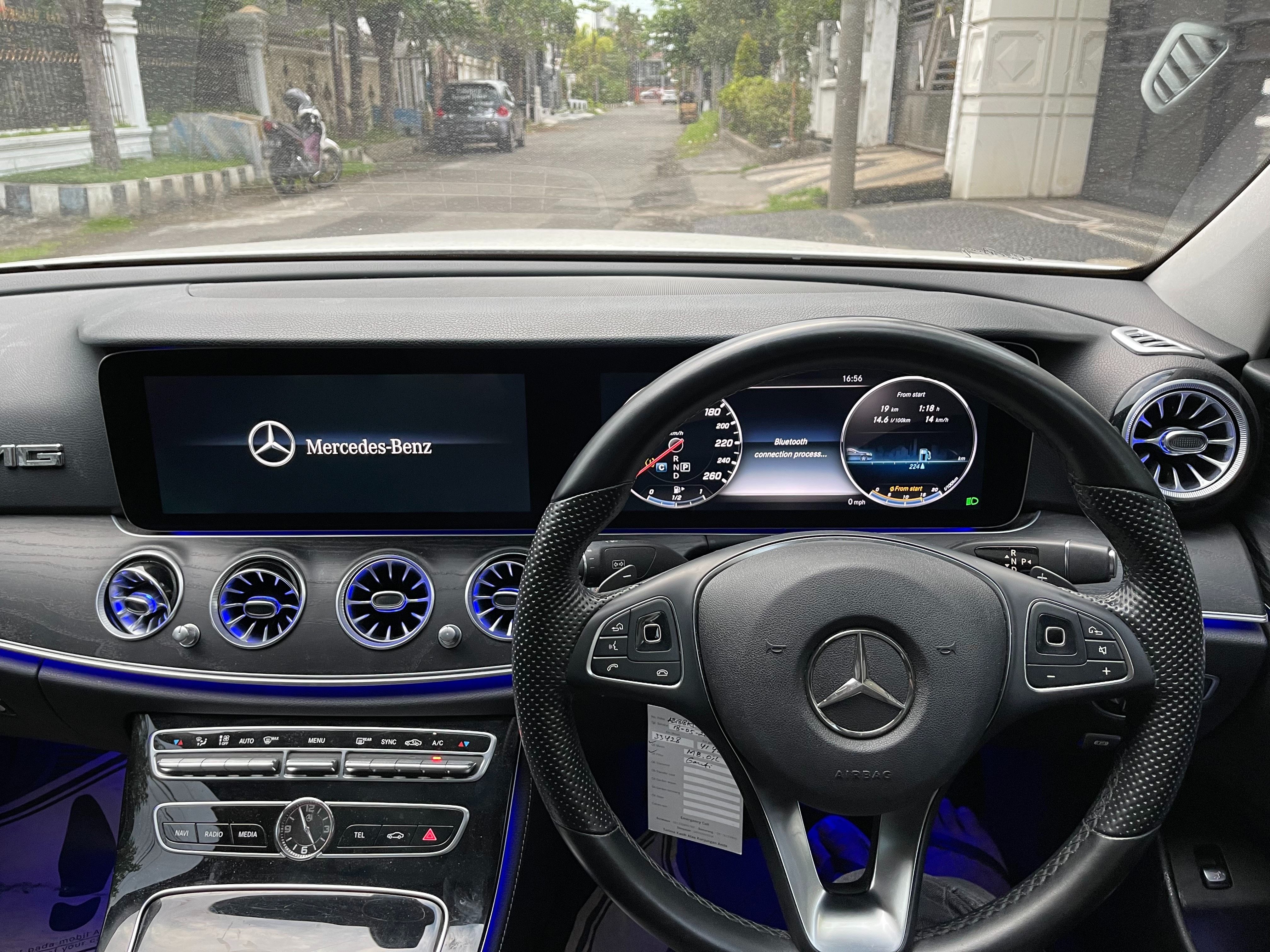 Dijual 2016 Mercedes Benz E-Class E 300 AVANTGARDE AMG E 300 AVANTGARDE AMG Bekas