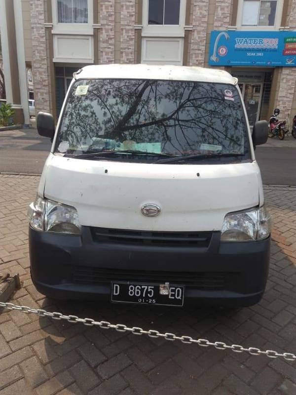 2014 Daihatsu Gran Max MB Blind Van 1.3 STD Blind Van 1.3 STD bekas