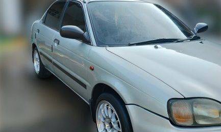 2000 Suzuki Baleno 2000 Suzuki Baleno