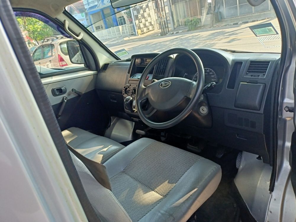 2015 Daihatsu Gran Max PU 1.5 STD AC&PS 1.5 STD AC&PS tua