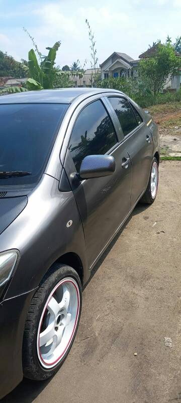 Old 2009 Toyota Limo 1.5 STD 1.5 STD