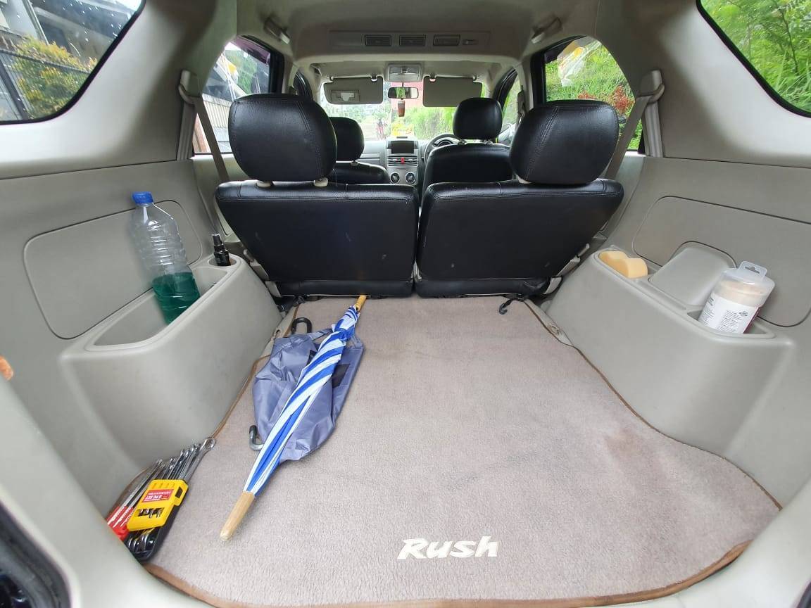 2011 Toyota Rush  S VVTI 1.5 M/T S VVTI 1.5 M/T tua