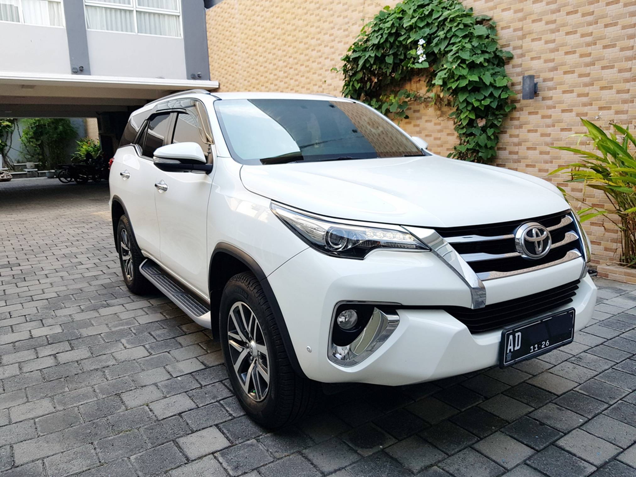 Beli mobil bekas