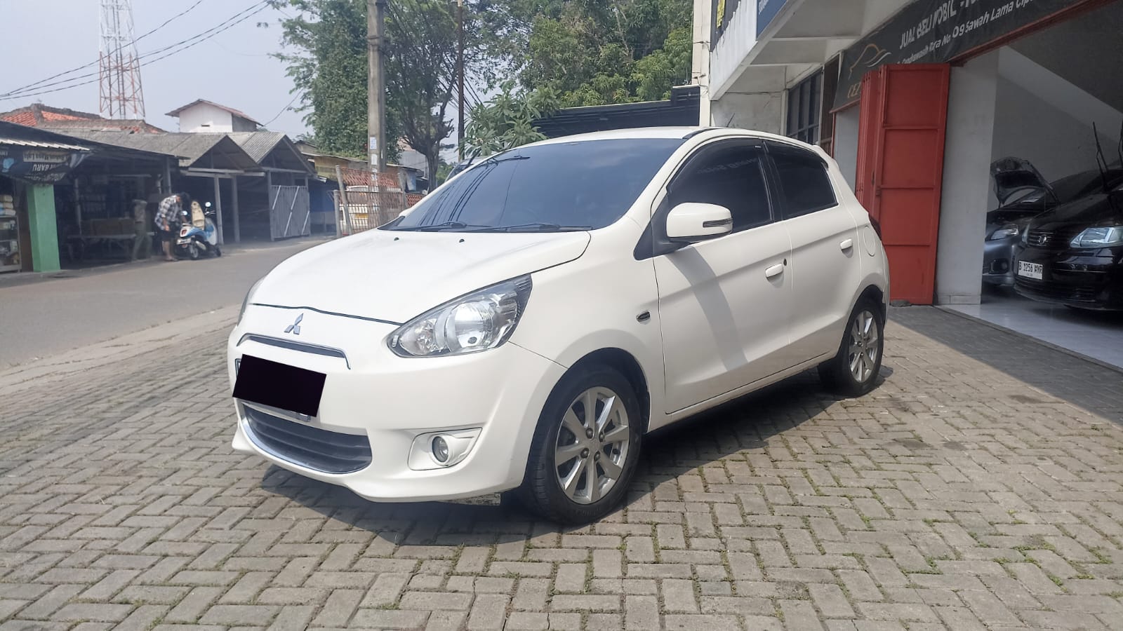Second Hand 2014 Mitsubishi Mirage Second Hand 2014 Mitsubishi Mirage