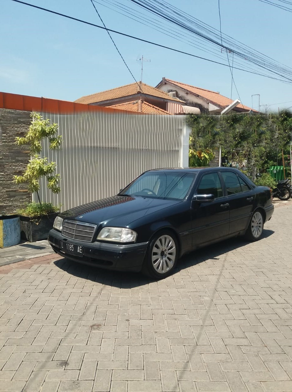 1997 Mercedes Benz C-Class Sedan Bekas 1997 Mercedes Benz C-Class Sedan Bekas