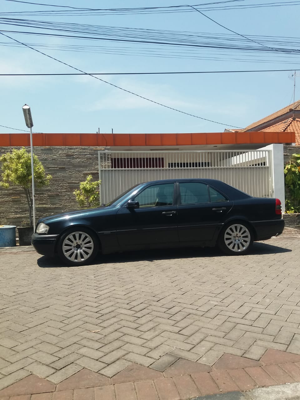 1997 Mercedes Benz C-Class Sedan 1997 Mercedes Benz C-Class Sedan