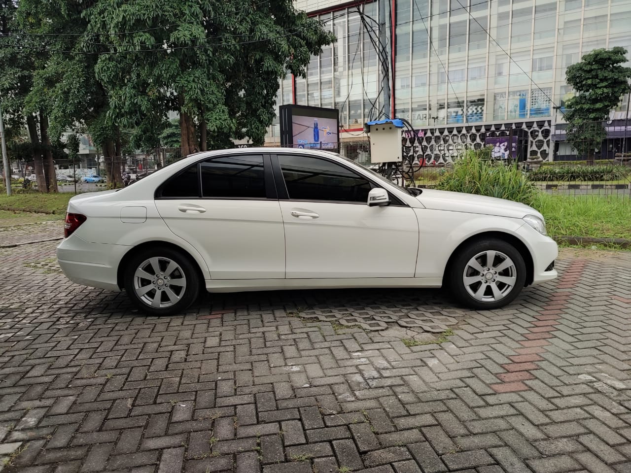 Used 2012 Mercedes Benz C-Class  C200 C200 for sale