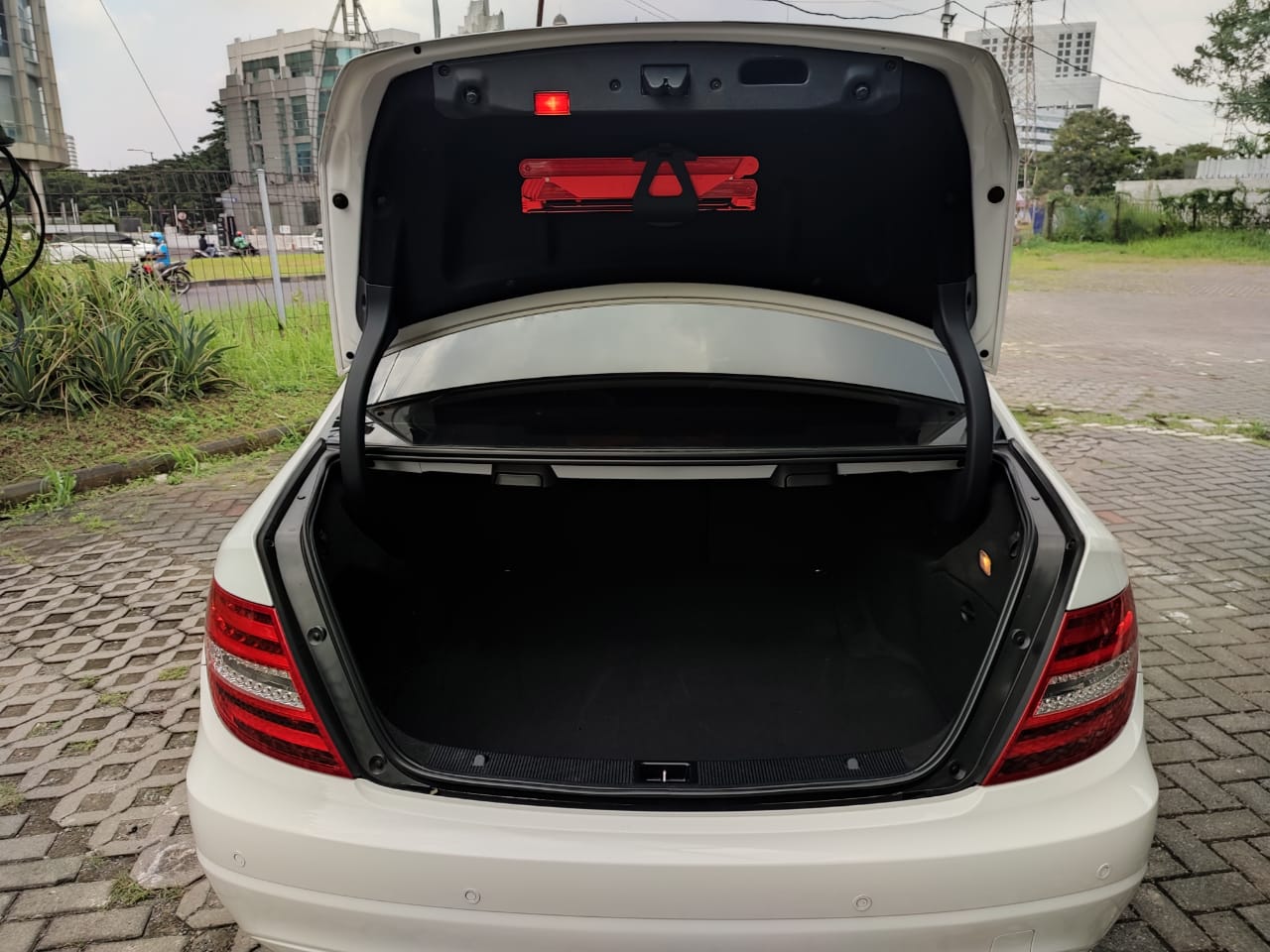 2012 Mercedes Benz C-Class 2012 Mercedes Benz C-Class