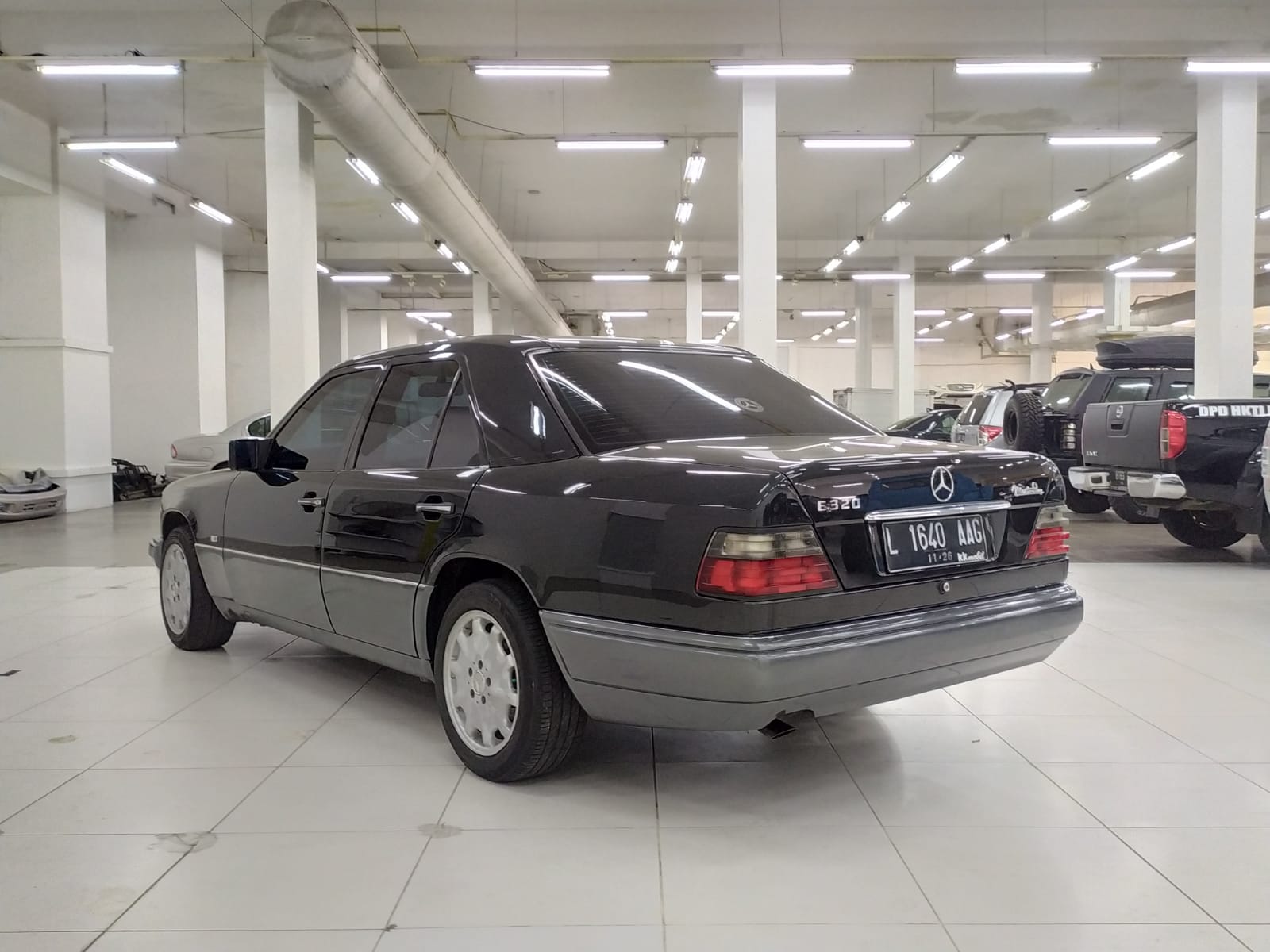 1994 Mercedes Benz E-Class 1994 Mercedes Benz E-Class