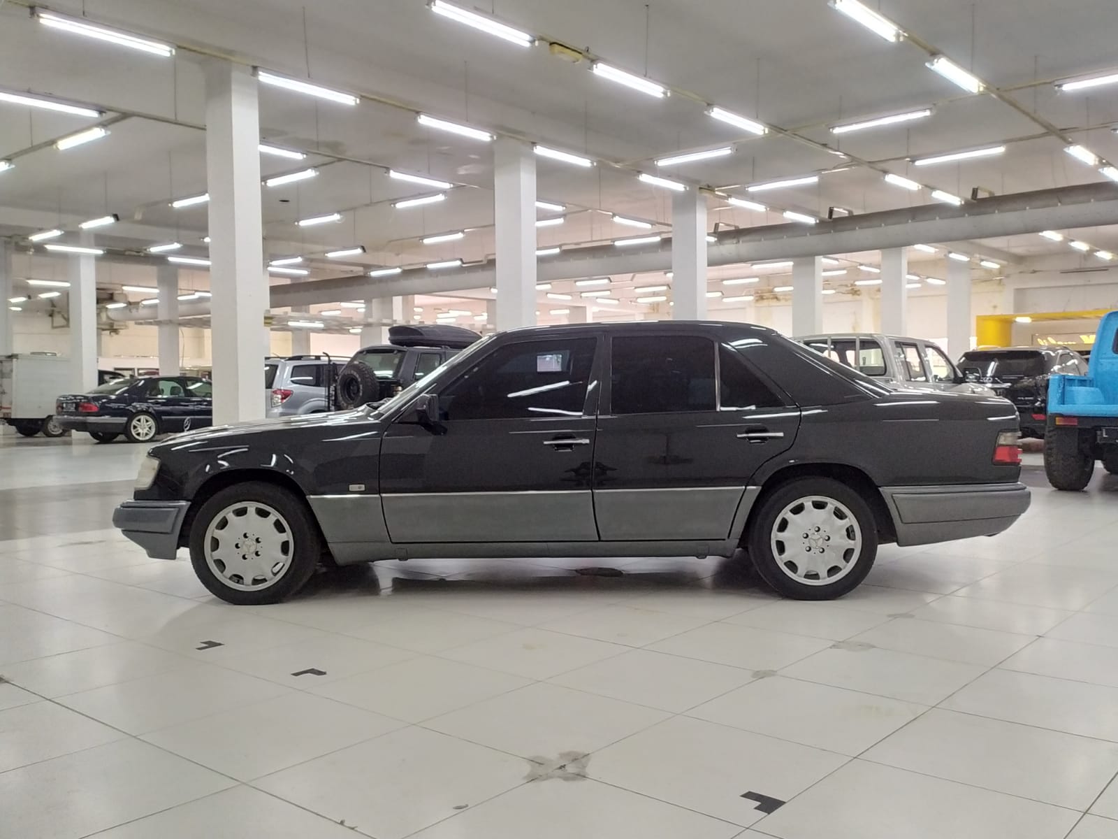 1994 Mercedes Benz E-Class 1994 Mercedes Benz E-Class