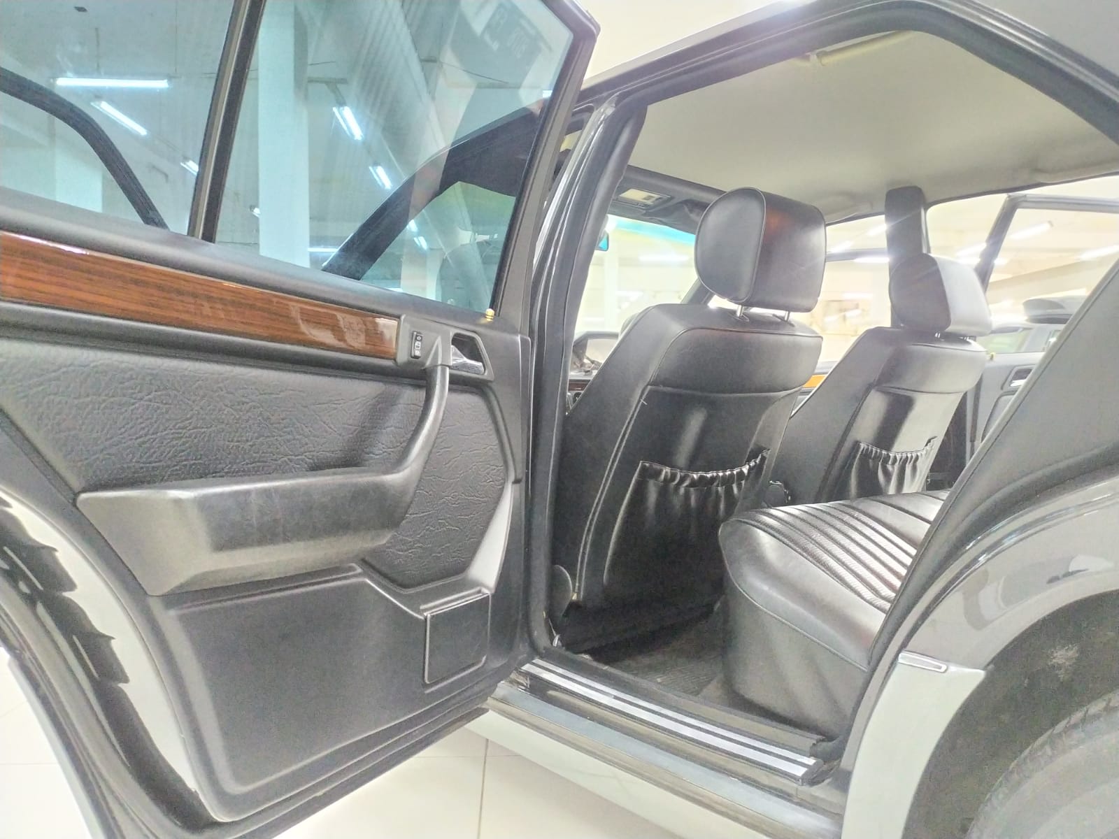 1994 Mercedes Benz E-Class 1994 Mercedes Benz E-Class