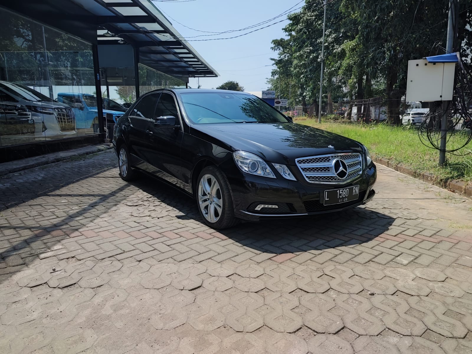 2010 Mercedes Benz E-Class 2010 Mercedes Benz E-Class