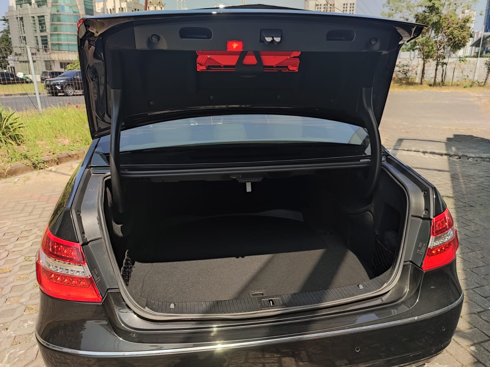 2010 Mercedes Benz E-Class 2010 Mercedes Benz E-Class