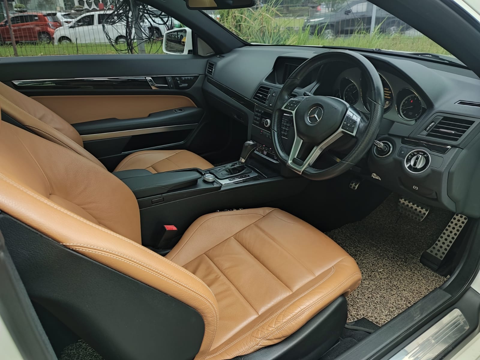 2012 Mercedes Benz E-Class 2012 Mercedes Benz E-Class