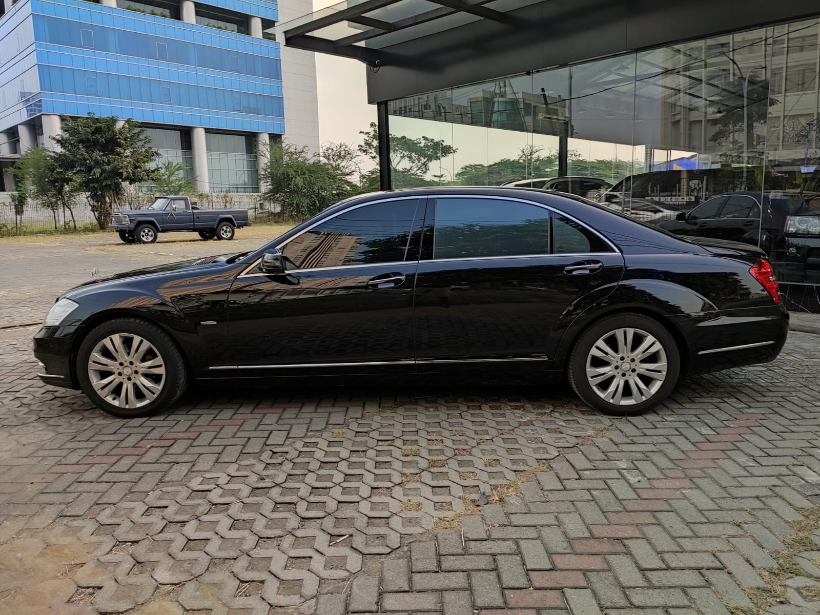 Used 2011 Mercedes Benz S-Class S 350 L S 350 L for sale