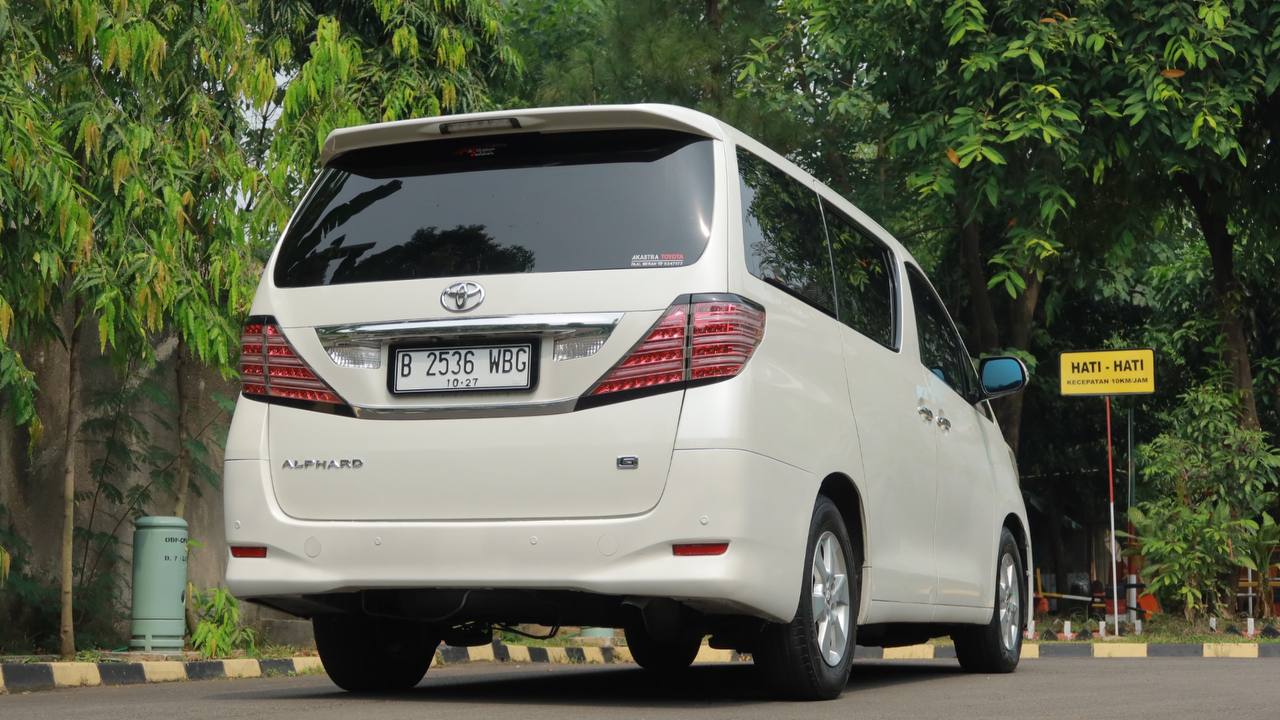 2010 Toyota Alphard 2010 Toyota Alphard