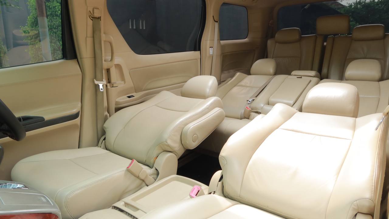 2010 Toyota Alphard 2010 Toyota Alphard