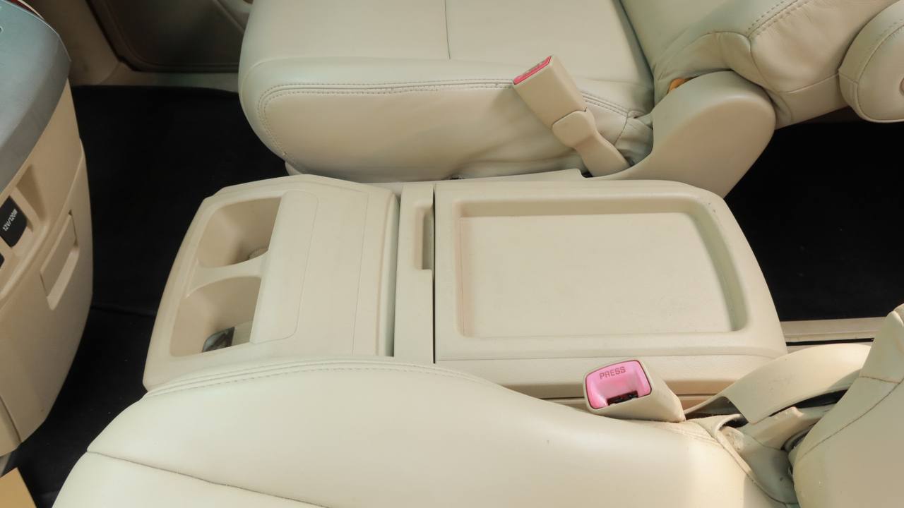 2010 Toyota Alphard 2010 Toyota Alphard