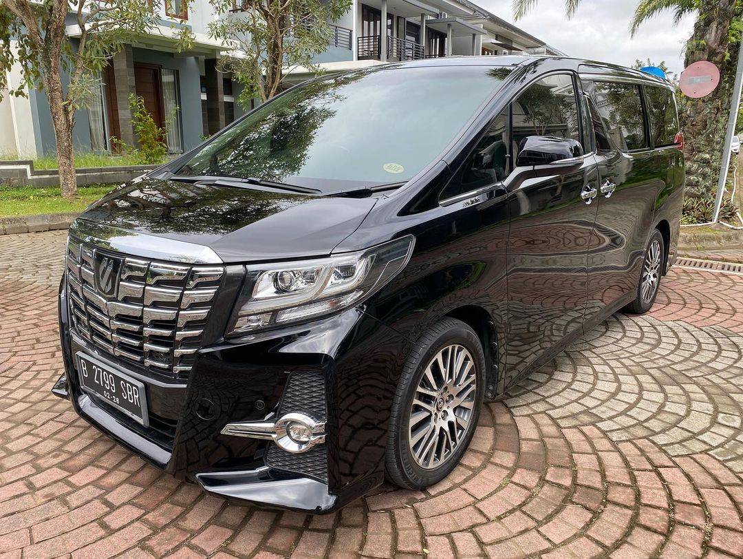 2021 Toyota Alphard V 2.4L AT 2021 Toyota Alphard V 2.4L AT