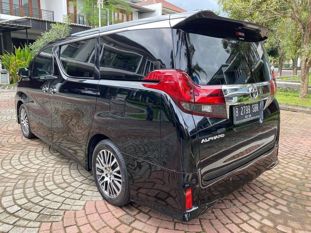 2021 Toyota Alphard V 2.4L AT 2021 Toyota Alphard V 2.4L AT