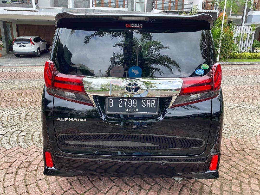 2021 Toyota Alphard V 2.4L AT 2021 Toyota Alphard V 2.4L AT