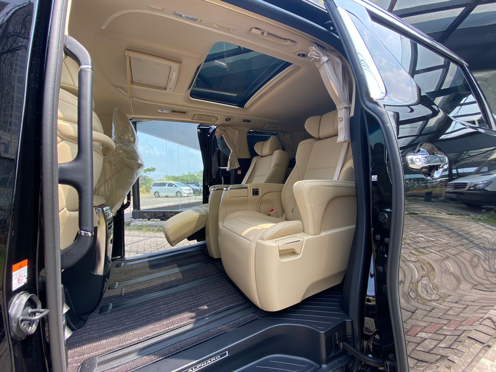 2023 Toyota Alphard 2023 Toyota Alphard