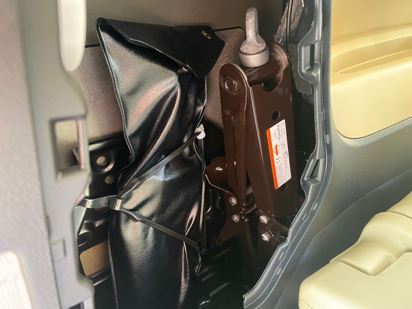 2023 Toyota Alphard 2023 Toyota Alphard