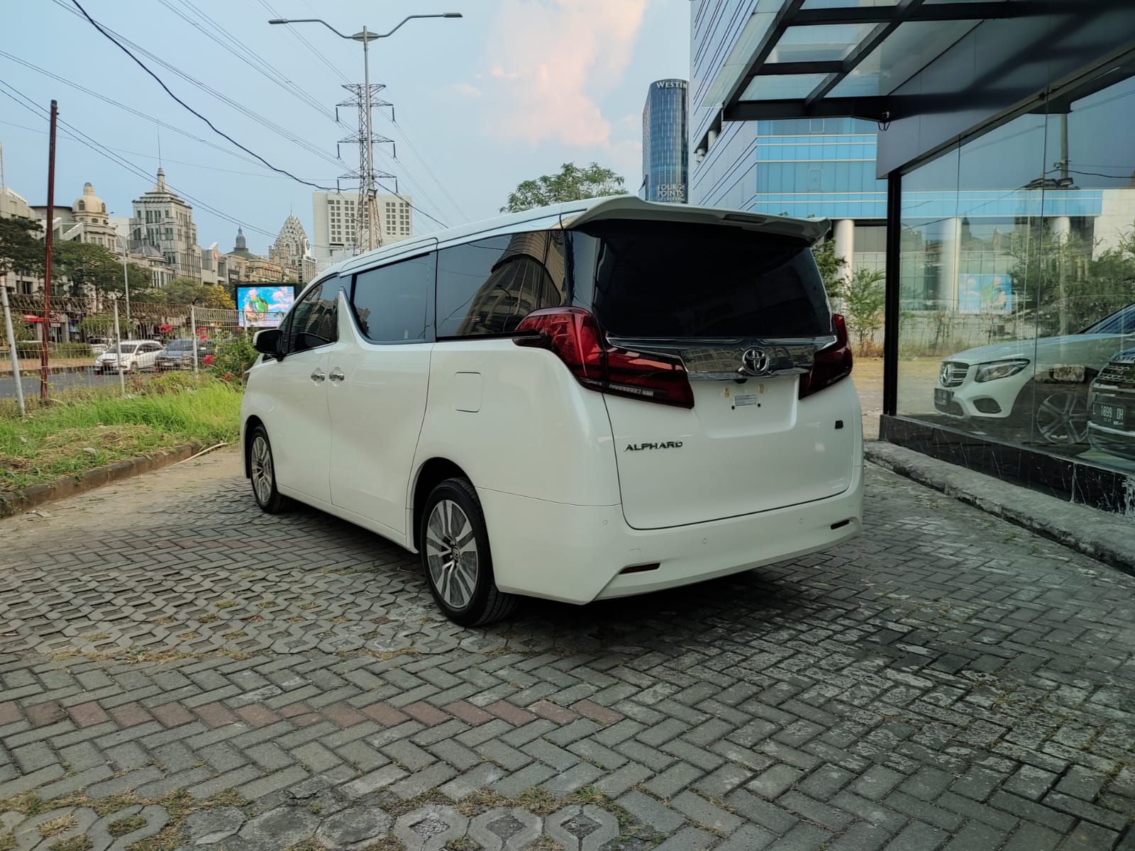 2023 Toyota Alphard 2023 Toyota Alphard