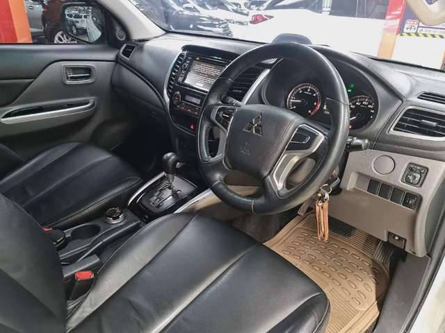 2018 Mitsubishi Triton Ultimate AT Double Cab 4WD 2018 Mitsubishi Triton Ultimate AT Double Cab 4WD