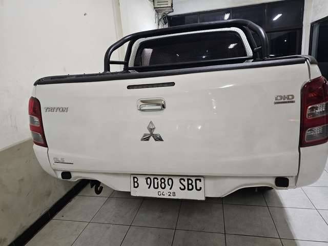 2016 Mitsubishi Triton Exceed MT Double Cab 4WD 2016 Mitsubishi Triton Exceed MT Double Cab 4WD