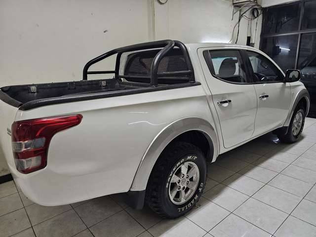 2016 Mitsubishi Triton Exceed MT Double Cab 4WD 2016 Mitsubishi Triton Exceed MT Double Cab 4WD