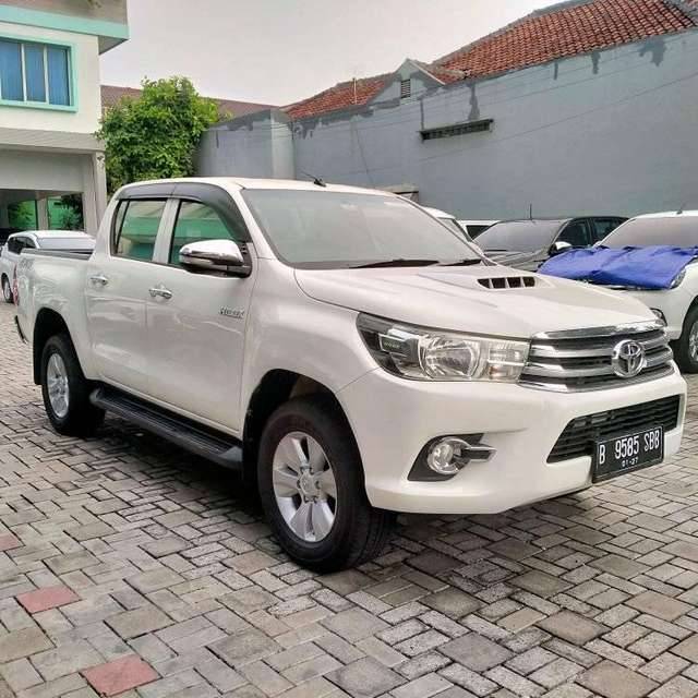 2015 Toyota Hilux Double Cabin G 2.5L MT 2015 Toyota Hilux Double Cabin G 2.5L MT