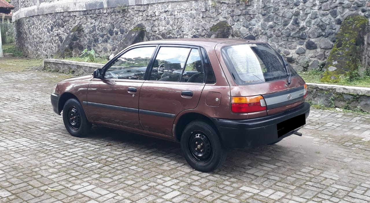 1994 Toyota Starlet 1.3 EP 81 S SE MT SDN 1994 Toyota Starlet 1.3 EP 81 S SE MT SDN