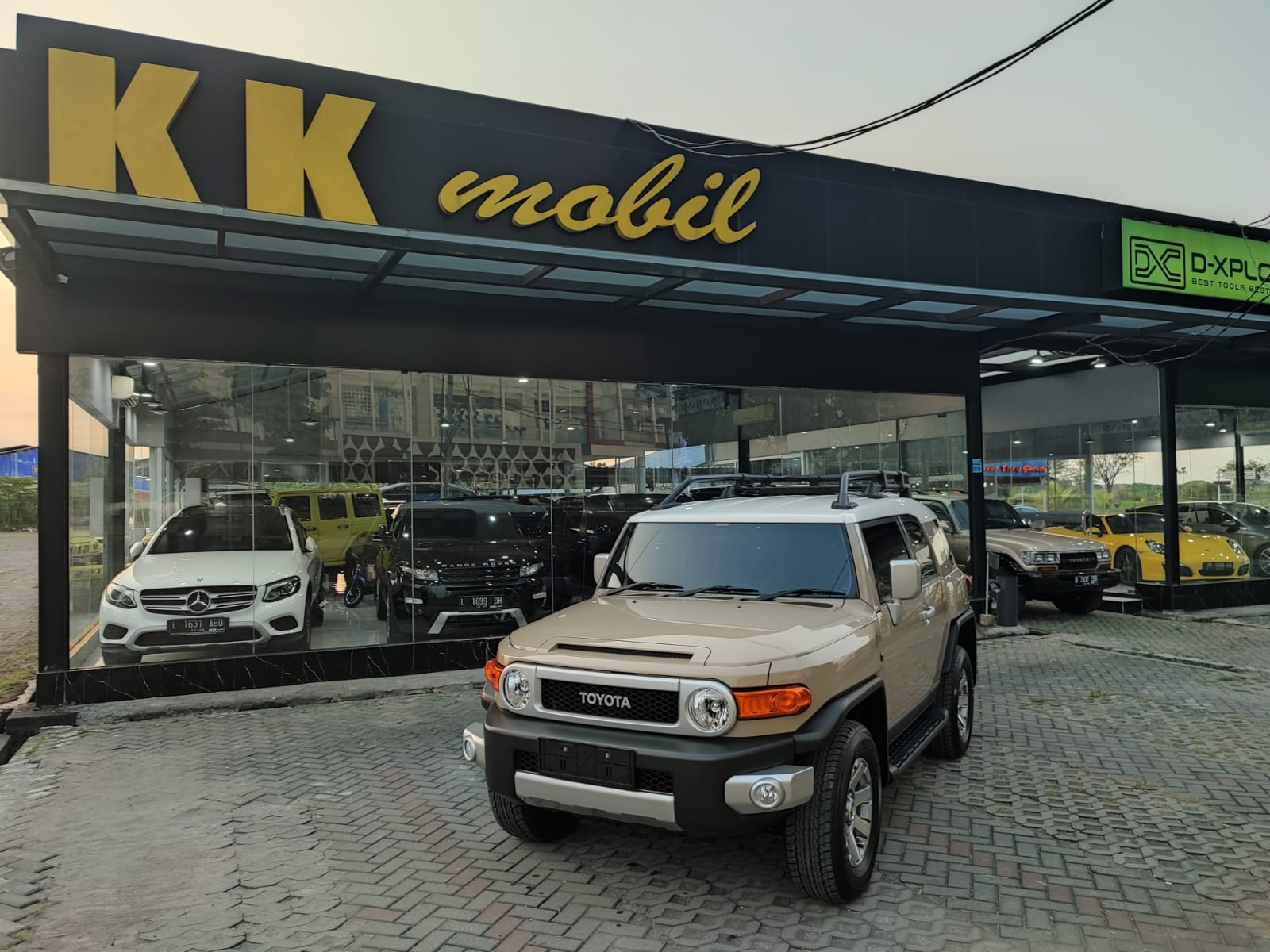 Second Hand 2023 Toyota FJ Cruiser Second Hand 2023 Toyota FJ Cruiser