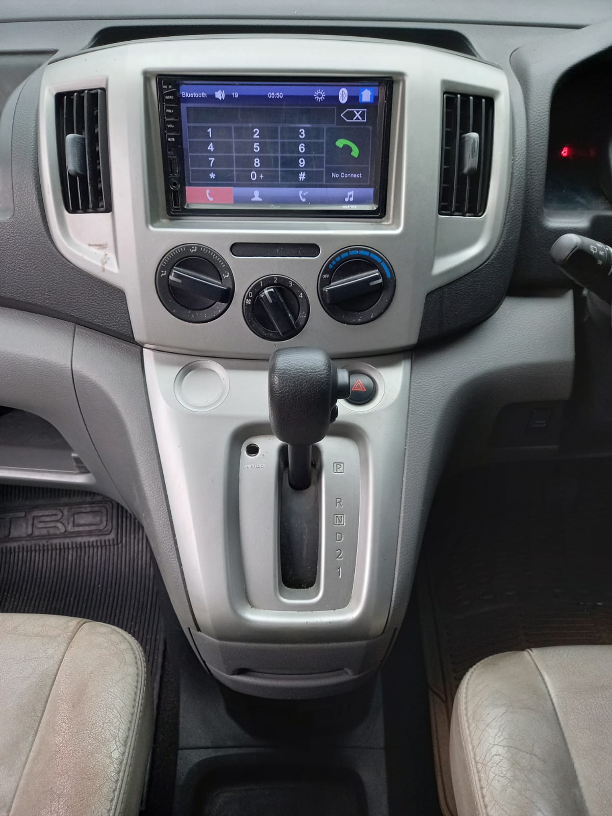 2012 Nissan Evalia 2012 Nissan Evalia