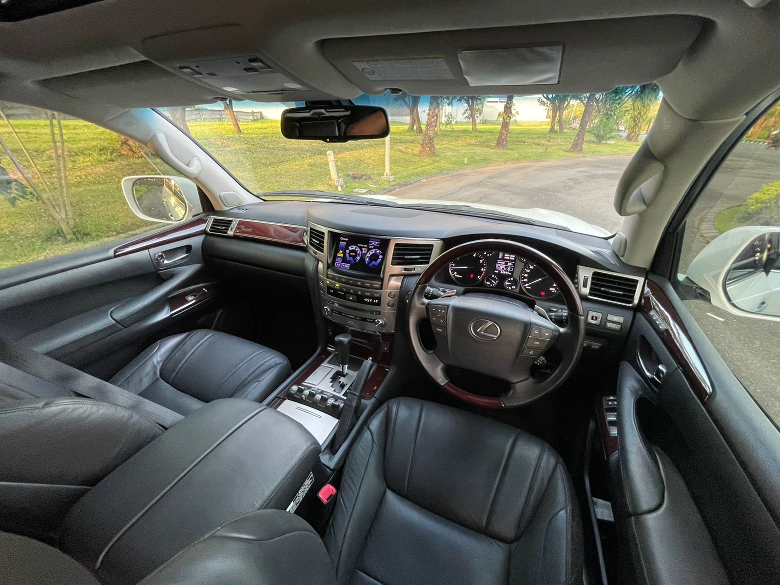 2012 Lexus LX 570 2012 Lexus LX 570