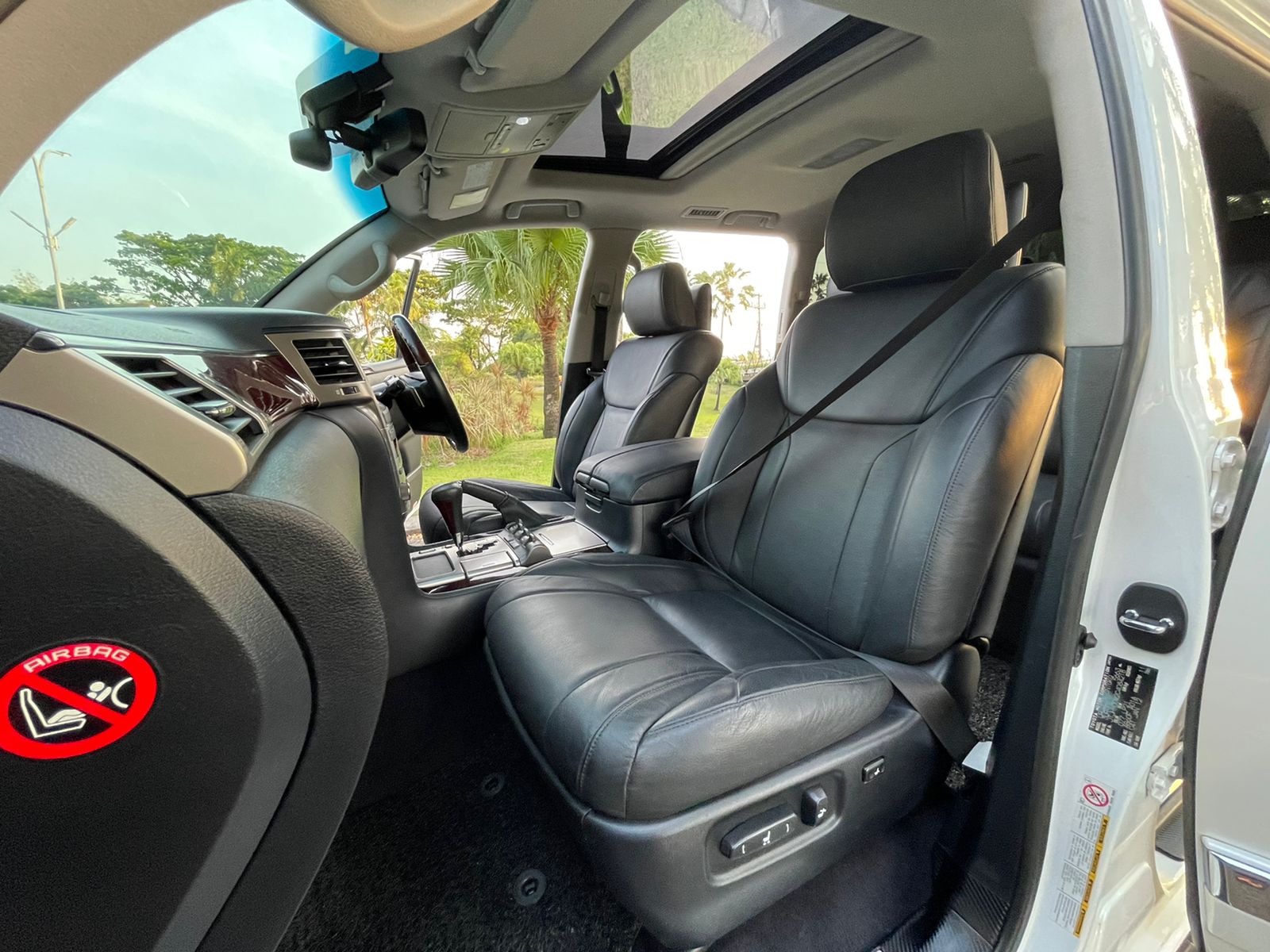 2012 Lexus LX 570 2012 Lexus LX 570