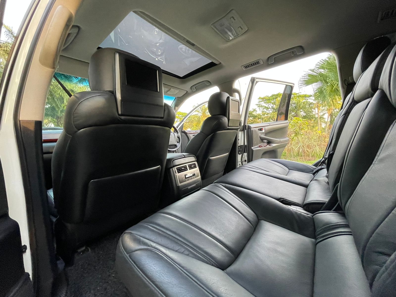2012 Lexus LX 570 2012 Lexus LX 570
